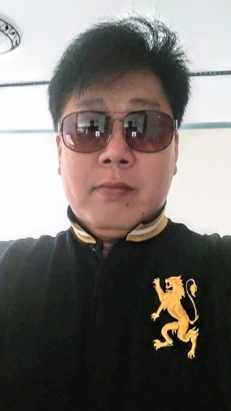 含笑半步癲的第三张照片--台北父母相亲团