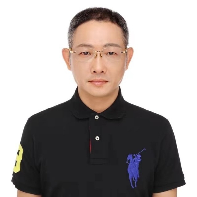 邱先森的第一张照片--台北父母相亲团