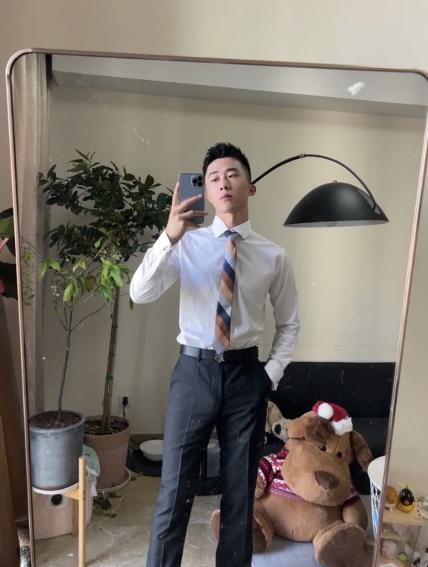 张浩的第一张照片--台北父母相亲团